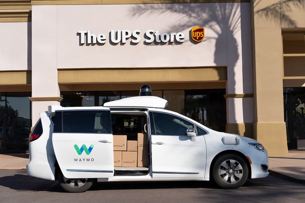 A UPS és a Waymo önvezető csomagszállító autót tesztel 