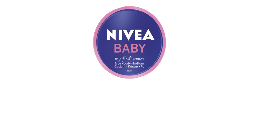 Egy NIVEA krém a babák számára, arcra, testre és popsira 