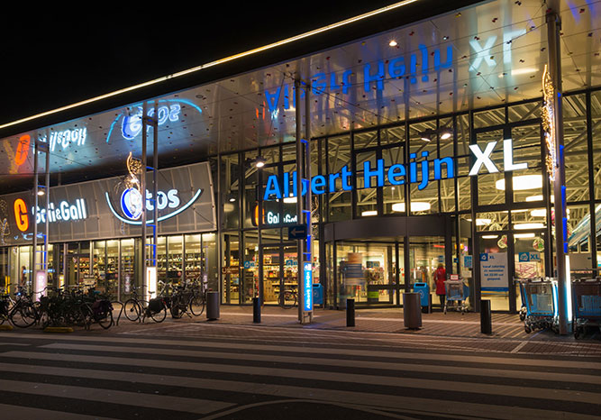 Az Albert Heijn célja a gyümölcsök és zöldségek műanyag csomagolásának fokozatos megszüntetése