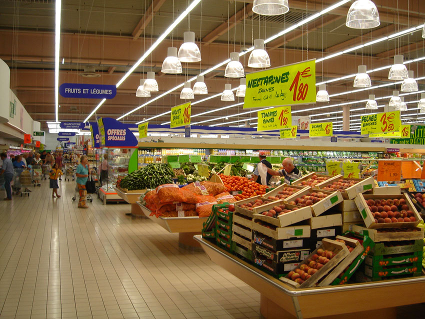 Globálisan csökken a hiper- és szupermarketek piaci részesedése